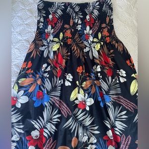 Beach coverup, size medium